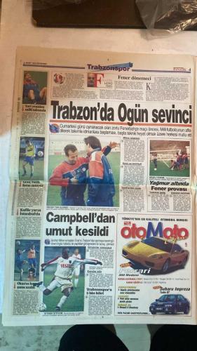 FANATİK SPOR GAZETESİ - TURKISH NEWSPAPER - DOĞUM GÜNÜ HEDİYESİ  - EKSİKSİZ TAM TAKIM GAZETE - 11 MART 1999 - SAYI: 1208 - İSMET TONGO - OSMAN TANBURACI - DOĞAN BABACAN - YALÇIN DUMER - RAHMAN SAĞIROĞLU - YUSUF DURSUN - MEHMET GENÇ - NECİL ÜLGEN - CÜNEYT KARAKAYA - GERÇEK SPOR GAZETESİ - FANATİK - BU VATAN HEPİMİZİN - ALİ SAMİ YEN’DE KİMSE BAŞA ÇIKAMIYOR - TERİM’İN TALEBELERİ GÜMBÜR GÜMBÜR - KUPA’DA DA ASLAN - ONUN ADI FİNALİST - DEREYİ GEÇERKEN - HELAL OLSUN HEPİNİZE - BEŞİKTAŞ ANKARAGÜCÜ KUPA MAÇI - BOKSÖRÜN FERYADI - LÖW DE HESAP SORDU - CİM BOMLU TARAFTARLAR ZEVKTEN DÖRT KÖŞE - TRABZONSPOR’DA RİZESPOR SEVİNCİ - DERBİ KIRAN KIRANA İDMAN - SÜNGER BAŞKAN’I SEVİNDİRDİ - TEKMELER HAVADA UÇTU - SIRA KAPTANLARDAYDI - İNANMAYAN ÇEKER GİDER - UCHE’Yİ YÖNETİME ŞİKAYET ETTİLER - CİM BOM ANKARA’DA PUAN KAYBEDECEK - ALİ SAMİ YEN’DE HASAR ÖDENECEK - ELEŞTİRİLER HAKLI AMA BİZE GÜVENİN - LÖW 9 PUAN GERİDE - MİLLİLER DÖNÜYOR - VESELİNOVİC’Lİ FENER 9 PUAN ÖNDE - PARREIRA İLE 50 GOL - SU SPORLARI İÇİ
