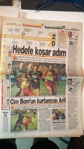 FANATİK SPOR GAZETESİ - TURKISH NEWSPAPER - DOĞUM GÜNÜ HEDİYESİ  - EKSİKSİZ TAM TAKIM GAZETE - 11 MART 1999 - SAYI: 1208 - İSMET TONGO - OSMAN TANBURACI - DOĞAN BABACAN - YALÇIN DUMER - RAHMAN SAĞIROĞLU - YUSUF DURSUN - MEHMET GENÇ - NECİL ÜLGEN - CÜNEYT KARAKAYA - GERÇEK SPOR GAZETESİ - FANATİK - BU VATAN HEPİMİZİN - ALİ SAMİ YEN’DE KİMSE BAŞA ÇIKAMIYOR - TERİM’İN TALEBELERİ GÜMBÜR GÜMBÜR - KUPA’DA DA ASLAN - ONUN ADI FİNALİST - DEREYİ GEÇERKEN - HELAL OLSUN HEPİNİZE - BEŞİKTAŞ ANKARAGÜCÜ KUPA MAÇI - BOKSÖRÜN FERYADI - LÖW DE HESAP SORDU - CİM BOMLU TARAFTARLAR ZEVKTEN DÖRT KÖŞE - TRABZONSPOR’DA RİZESPOR SEVİNCİ - DERBİ KIRAN KIRANA İDMAN - SÜNGER BAŞKAN’I SEVİNDİRDİ - TEKMELER HAVADA UÇTU - SIRA KAPTANLARDAYDI - İNANMAYAN ÇEKER GİDER - UCHE’Yİ YÖNETİME ŞİKAYET ETTİLER - CİM BOM ANKARA’DA PUAN KAYBEDECEK - ALİ SAMİ YEN’DE HASAR ÖDENECEK - ELEŞTİRİLER HAKLI AMA BİZE GÜVENİN - LÖW 9 PUAN GERİDE - MİLLİLER DÖNÜYOR - VESELİNOVİC’Lİ FENER 9 PUAN ÖNDE - PARREIRA İLE 50 GOL - SU SPORLARI İÇİ