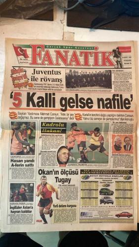 FANATİK SPOR GAZETESİ - TURKISH NEWSPAPER - DOĞUM GÜNÜ HEDİYESİ  - EKSİKSİZ TAM TAKIM GAZETE - 18 MART 1999 - SAYI: 1215 - ERTUĞRUL AKÇAYLI - İSMET TONGO - ORHAN YILDIRIM - MEHMET GENÇ - RAHMAN SAĞIROĞLU - CÜNEYT KARAKAYA - NECİL ÜLGEN - GERÇEK SPOR GAZETESİ - FANATİK - BU VATAN HEPİMİZİN - HASAN ŞAŞ DOPİNG TEDBİRSİZ OLARAK CEZA KURULU’NDA - AYHAN’IN ACI İTİRAF - SERGEN’E KIRIK NOT - FENER 1-0 GALİP GELDİ - KANARYA’DA RÜŞTÜ ŞOKU - KUPA 2’DE RÖVANŞ GECESİ - FARUK SÜREN VE AZİZ YILDIRIM: DOSTLUK MESAJI - FELDKAMP’IN KIZI GECE HAYATINI SORDU - TRABZONSPOR’UN DOSYASI - ARÇELİK YENİLDİ DÖRDÜNCÜ OLDU - BEŞİKTAŞ’TA ÜÇLÜ İSTİFA - ÜMİT DAVALA REKOR BEKLİYOR - GALATASARAY PAF TAKIMI JUVENTUS İLE RÖVANŞ - MEHMET CANSUN: KALLİ GELSE NAFİLE - HASAN YANDI A-FERİN SATTI - İNGİLİZLER ASLAN’A HAYRAN KALDI - HAKAN ŞÜKÜR: GALATASARAY’DAN AYRILMAZ - SELMET ŞÜKÜR: BURADAN EMEKLİ OLUR - OKAN BURUK 750 MİLYAR İSTEYECEK - YERLİ DEFANS KURGUSU - FELDKAMP: GELECEK SENEYE BAKSIN - TRABZONSPOR - GALATASARAY - FEN