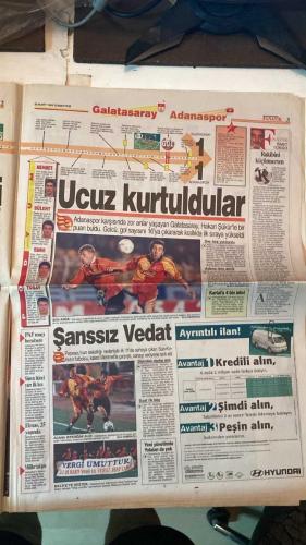 FANATİK SPOR GAZETESİ - TURKISH NEWSPAPER - DOĞUM GÜNÜ HEDİYESİ  - EKSİKSİZ TAM TAKIM GAZETE - 20 MART 1999 - SAYI: 1217 - İSMET TONGO - OSMAN TANBURACI - TEMEL ÖZALAK - METİN TÜKENMEZ - YALÇIN DUMER - OĞUZ DİZER - EROL DEMİRKOL - YUSUF DURSUN - MEHMET ALİ CANBEK - GERÇEK SPOR GAZETESİ - FANATİK - BU VATAN HEPİMİZİN - GALATASARAY 2-2 ADANASPOR: ASLAN CEPTEN YEDİ - HAGİ PENALTI KAÇIRDI - HAKAN ŞÜKÜR BERABERLİK GOLÜ - TİTREYEN LİDER - TERİM’E ELEŞTİRİLER - BALİÇ SAKARYA MAÇINDA YOK - FELDKAMP İSTANBUL’U ÇOK ÖZLEMİŞ - FENER SIRAT KÖPRÜSÜNDE - BALİÇ’İN FORMA GİYMESİ ZOR - RÜŞTÜ: SAKARYA MAÇI KADER MAÇI - LÖW: İYİ BAŞLAYIN, İYİ BİTSİN - UCHE VE DİMAS SAVUNMADA - TRANSFER YALANLAMASI - DEFANSTAN GEÇİT YOK - “PATRON BENİM” LÖW’ÜN MESAJI - VANSPOR 3-0 ELAZIĞSPOR - CAMPBELL TOPÇU DEĞİL - MİLLİ PİYANGO TAM LİSTE - TRABZONSPOR - GALATASARAY - FENERBAHÇE - BEŞİKTAŞ - KOCAELİSPOR - ALTAY - ADANASPOR - KARABÜKSPOR - BURSASPOR - ANTALYASPOR - SAKARYASPOR - ERZURUMSPOR - GENÇLERBİRLİĞİ - SAMSUNSPOR -
