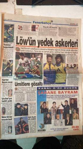 FANATİK SPOR GAZETESİ - TURKISH NEWSPAPER - DOĞUM GÜNÜ HEDİYESİ  - EKSİKSİZ TAM TAKIM GAZETE - 28 MART 1999 - SAYI: 1225 - MEHMET GENÇ - RAHMAN SAĞIROĞLU - YUSUF DURSUN - NECİL ÜLGEN - CÜNEYT KARAKAYA - İSMET TONGO - OSMAN TANBURACI - TEMEL ÖZALAK - NACİ YALINKILIÇ - DOĞAN BABACAN - METİN TÜKENMEZ - ULVİ GÜVENEROĞLU - ERTUĞRUL AKÇAYLI - GERÇEK SPOR GAZETESİ - FANATİK - BU VATAN HEPİMİZİN - MİLLİ TAKIM 2-0 MOLDOVA: ÇİFTE BAYRAM - HAKAN ŞÜKÜR’ÜN GOLÜ - SERGEN YALÇIN RESİTALİ - SERGEN’DEN 400. DARBE - İNANCIN ZAFERİ - ÖNEMLİ OLAN KAZANMAK - HAKAN ŞÜKÜR KLASİĞİ - BAYRAM TOPU HAKAN’DAN - SERGEN: GECENİN KAHRAMANI - FENER KARTAL’A KİLİTLENDİ - LÖW: DERBİYE MORAL YEMEĞİ - BALİÇ’İN FORMA GİYMESİ ZOR - RÜŞTÜ: DERBİDE TAKIMA GÜVENİM TAM - DIMAS PORTEKİZ’DE MÜKEMMEL OYNADI - BOLİÇ DÖNMEYE ÇALIŞIYOR - MUSTAFA DOĞAN: FORMDA DEĞİLİM - TRABZONSPOR - GALATASARAY - FENERBAHÇE - BEŞİKTAŞ - KOCAELİSPOR - ALTAY - ADANASPOR - KARABÜKSPOR - BURSASPOR - ANTALYASPOR - SAKARYASPOR - ERZURUMSPOR - GENÇLERBİRLİĞ