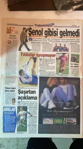 FANATİK SPOR GAZETESİ - TURKISH NEWSPAPER - DOĞUM GÜNÜ HEDİYESİ  - EKSİKSİZ TAM TAKIM GAZETE - 29 MART 1999 - SAYI: 1226 - EROL DEMİRKOL - RAHMAN SAĞIROĞLU - MURAT AKBAŞ - CÜNEYT KARAKAYA - MEHMET GENÇ - NECİL ÜLGEN - OĞUZ DİZER - GERÇEK SPOR GAZETESİ - FANATİK - BU VATAN HEPİMİZİN - FATİH AKYEL’E PANZER KANCASI - SERGEN’İN MUHTEŞEM DÖNÜŞÜ - DOPİNG TAKİPTE: UEFA NUMUNE KONTROLÜ - MUSTAFA DENİZLİ’NİN BAŞARILI KARNESİ - KÜSKÜNLERE AF - GALATASARAY’DA BAYRAM KUTLAMASI - GRUPLARDA KIYAMET KOPTU - PLAY-OFF’TA MÜTHİŞ TAKİP - KALLİ’NİN KOZU AMOKACHİ - TELEVOLE PROGRAMI - EMRE SAMSUN MAÇINA YETİŞECEK - GALATASARAY’DA İZİN BİTTİ - TAFFAREL’İN TÜRK USULÜ BAYRAMI - GALATASARAY PAF TAKIMI BELLINZONA TURNUVASINA GİDİYOR - HAGİ: AVRUPA’YA AÇILMALARI GEREK - HAGİ JUBİLESİ 9 HAZİRAN’DA - TERİM’İN HEDEFLERİ: ÜÇÜNCÜ ŞAMPİYONLUK VE AVRUPA - POPESCU’NUN FEDAKÂRLIĞI: İĞNEYLE OYNADI - VEDAT TAKIMA MONTE EDİLECEK - TRABZONSPOR - GALATASARAY - FENERBAHÇE - BEŞİKTAŞ - KOCAELİSPOR - ALTAY - ADANASPOR - KARABÜKS
