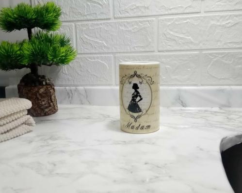 SERAMİK DİŞ FIRÇALIK MADAM DESENLİ 7X7X11CM BANYO SETİ