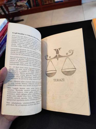 DHARMA ASTROLOJİ'DEN 2022 ASTROLOJİ YORUMLARI HANGİ BURCU NE BEKLİYOR
