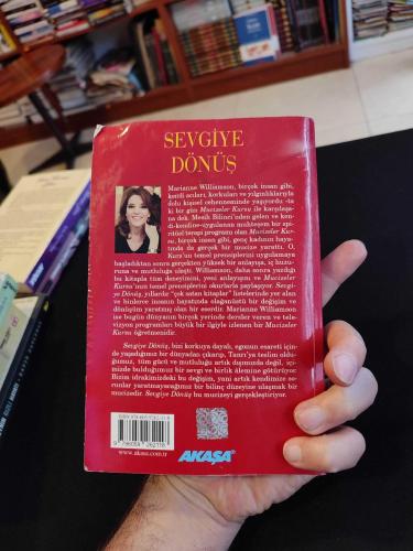 Sevgiye Dönüş - Mucizeler Kursu'nun Temel Prensipleri Açıklanıyor / Açıklamaya Bakınız