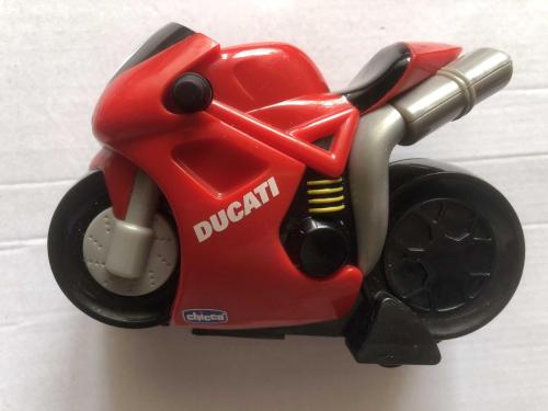 Chicco ducati motorsiklet arızalı