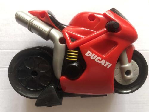 Chicco ducati motorsiklet arızalı