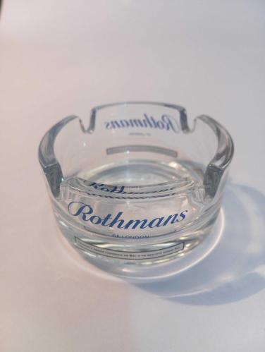 ROTHMANS SİGARA küllük. Kül tablası sıfır