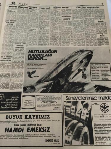 HÜRRİYET GAZETESİ - DOĞUM GÜNÜ HEDİYESİ (TURKISH NEWSPAPPER) - 9 NİSAN 1974 - SADECE DÖRT SAYFADIR -Cüneyt Arcayürek-Ecevit-Makarios-Üner Hatay-Fahri Korutürk-Erbakan-Necmettin Erbakan-Fehim Adak-Şeref Salonu-Sevim Tuna-Erol Büyükburç-Sedat Çumralı-Handan Andaç-Nemide Volkan-Hamdi Emeksiz-Talat Emeksiz-Cemil Emeksiz-Ali Emeksiz-Edip Nuri Ziya Ömer-Yakup Nevzat Hamdi-Veyfa G. Tepekioğlu-Dr. Osman-R. Mehmet-Fehmi Pazarcıklı-Sinan-Mehmet G. Atanlar-Şefak Aykaç-Talay Erker-Gündüz Kılıç-Rıdvan Yelken-Orhan Aldınç-Nevzat-Akay Akçay-Kuvvet dengesi süratle aleyhimize dönüyor-Dünyayı soğuyorlar-Hangi taşı kaldırsanız altından onlar çıkıyor-Atina Batı Almanya’dan tazminat alırken Makarios İngiltere’den 5 milyar üs kirası istedi-Ecevit Sessizliğimize bakıp aldanmasınlar-Daha önce verilen üs kiralarındaki Türk hakkı Rumlar tarafından yenildi-Erbakan Şeref Salonunda teşkilatın dertlerini dinledi-Yunan Silahlı Kuvvetlerinde izinler kalktı-Sevim Tuna sahneye at üzerinde çıktı-TV’de bugün-Radyo’da bug