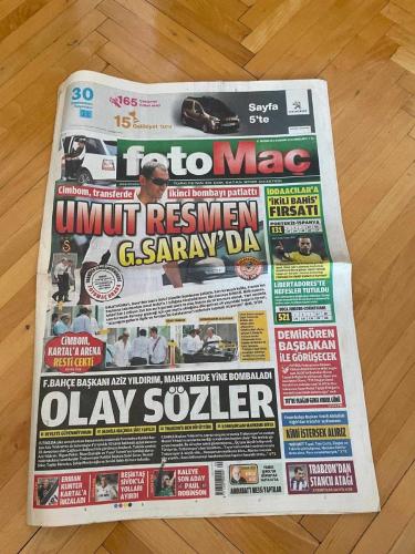 FOTOMAÇ GAZETESİ - 27 HAZİRAN 2012 - UMUT RESMEN G.SARAY’DA - OLAY SÖZLER - BAK ATARIM DIŞARI - GAKGOŞ OLDU - ROBİNSON SÜRPRİZİ - YİNE İSPANYA - ZİRVEDEN İNMEYECEĞİZ - ZIEGLER SEFERİ - DAYAK YEDİK AMA YIKILMADIK - KARTAL'A ARENA REDDİ - AZİZ YILDIRIM - ABDURRAHİM ALBAYRAK - ALİ DÜRÜST - FİKRET ORMAN - ADNAN ÖZTÜRK - ABDULLAH KIĞILI - YILDIRIM DEMİRÖREN - RECEP TAYYİP ERDOĞAN - METE DÜREN - SİNAN VARDAR - CENGİZ ZÜLFİKAROĞLU - NUSRET YILMAZ - FATİH TERİM - SAMET AYBABA - ERGİN ATAMAN - ŞENOL GÜNEŞ - ERMAN KUNTER - UMUT BULUT - DANY NOUNKEU - FELİPE MELO - HAMİT ALTINTOP - BARIŞ ÖZBEK - KAZIM KAZIM - SELÇUK İNAN - MİLAN BAROS - BOGDAN STANCU - DIEGO COSTA - MİCHAEL ENERAMO - BARIŞ MEMİŞ - TOMAS SIVOK - PAUL ROBINSON - ALLAN MCGREGOR - SİNAN BOLAT - EMRE BELÖZOĞLU - ANDRE SANTOS - LUGANO - NİANG - TİNO COSTA - ZIEGLER - YOBO - LAKOVIC - ÖZGE NUR YURTDAGÜLEN - BUSE TERİM - HINCAL ULUÇ - SAVAŞ ÇORLU - SÜLEYMAN GÜLTEKİN - YILMAZ ŞENOL - AHMET ÇALIK - ZEKİ UZUNDURUKAN