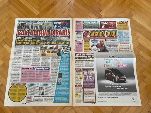 FOTOMAÇ GAZETESİ - 27 HAZİRAN 2012 - UMUT RESMEN G.SARAY’DA - OLAY SÖZLER - BAK ATARIM DIŞARI - GAKGOŞ OLDU - ROBİNSON SÜRPRİZİ - YİNE İSPANYA - ZİRVEDEN İNMEYECEĞİZ - ZIEGLER SEFERİ - DAYAK YEDİK AMA YIKILMADIK - KARTAL'A ARENA REDDİ - AZİZ YILDIRIM - ABDURRAHİM ALBAYRAK - ALİ DÜRÜST - FİKRET ORMAN - ADNAN ÖZTÜRK - ABDULLAH KIĞILI - YILDIRIM DEMİRÖREN - RECEP TAYYİP ERDOĞAN - METE DÜREN - SİNAN VARDAR - CENGİZ ZÜLFİKAROĞLU - NUSRET YILMAZ - FATİH TERİM - SAMET AYBABA - ERGİN ATAMAN - ŞENOL GÜNEŞ - ERMAN KUNTER - UMUT BULUT - DANY NOUNKEU - FELİPE MELO - HAMİT ALTINTOP - BARIŞ ÖZBEK - KAZIM KAZIM - SELÇUK İNAN - MİLAN BAROS - BOGDAN STANCU - DIEGO COSTA - MİCHAEL ENERAMO - BARIŞ MEMİŞ - TOMAS SIVOK - PAUL ROBINSON - ALLAN MCGREGOR - SİNAN BOLAT - EMRE BELÖZOĞLU - ANDRE SANTOS - LUGANO - NİANG - TİNO COSTA - ZIEGLER - YOBO - LAKOVIC - ÖZGE NUR YURTDAGÜLEN - BUSE TERİM - HINCAL ULUÇ - SAVAŞ ÇORLU - SÜLEYMAN GÜLTEKİN - YILMAZ ŞENOL - AHMET ÇALIK - ZEKİ UZUNDURUKAN