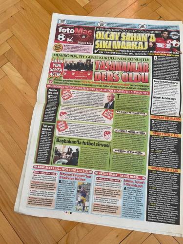 FOTOMAÇ GAZETESİ - 28 HAZİRAN 2012 - DİEGO MİLİTO - CEZA ALACAĞIM BELLİ - BÖYLE ÖRGÜT OLMAZ - CUMHURİYETİ YIKMAYIN - UMUTSUZ DEĞİLİZ - ŞAMPİYON FİNALE - YAŞANANLAR DERS OLDU - MELO ÇOK YAKIN - YENİDEN MBİWA - ÜNAL AYSAL - MEHMET TOPAL - TİNO COSTA - HAMİT ALTINTOP - OUSSAMA ASSAİDİ - FATİH TERİM - ALPER POTUK - FİKRET ORMAN - AZİZ YILDIRIM - İBRAHİM AKIN - ABDULLAH KIĞILI - ŞENES ERZİK - RECEP TAYYİP ERDOĞAN - YILDIRIM DEMİRÖREN - MEHMET EKİNCİ - KÖKSAL BAYRAKTAR - EMRE BELÖZOĞLU - OLGUN PEKER - İLHAN EKŞİOĞLU - YUSUF TURANLI - BİLICA - MATEİ RADOİ - ALLAN MCGREGOR - KIRK BRODFOOT - MAURICE EDU - MİLAN JOVANOVİC - QUARESMA - ALMEİDA - SİMAO - JORGE MENDES - SAMET AYBABA - BERAT ÇETİNKAYA - OĞUZHAN ÖZYAKUP - ÜLVİ GÜVENEROĞLU - ERMAN KUNTER - AHMET KAVALCI - RÜŞTÜ REÇBER - JORIS MATHIJSEN - GİRAY KAÇAR - PIERRE VAN HOOİJDONK - ŞENOL GÜNEŞ - TOLGA ZENGİN - CENK TOSUN - OLCAY ŞAHAN - ALEN MARKARYAN - ZİYA ALAK - SEMİH ŞENTÜRK - ALEX DE SOUZA - AYKUT KOCAMAN - SALİH UÇAN - YOBO - ANDRE SANT
