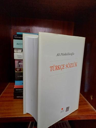 Türkçe Sözlük (Türkiye Türkçesinin Büyük Sözlüğü) 100.000 Madde  Ciltli Şömizli