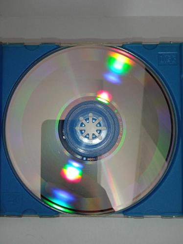 Cd Jethro Tull War Child. Orijinal. İngiltere dönem baskı. Disk 10 üzerinden 9.8 çok iyi durumda sorunsuz çalışıyor koleksiyonluk