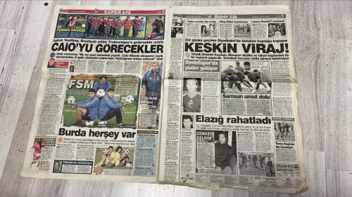 PAS SPOR GAZETESİ - 08 OCAK 2003 - İKİ DİPLOMALI HOCA İŞ ARIYOR - ŞAMPİYON BOKSÖRÜ DOĞANELLİ KURTARDI - GENÇ MİLLİLERİMİZ BELÇİKA'YI GEÇTİ - AMASYASPOR TOPBAŞI YAPTI - RİZESPOR'DA KOMANDO EĞİTİMİ! - YİMPAŞ YOZGAT TRANSFERİ DONDURDU - MALTEPESPOR DA ANTALYA'DA BİLENİYOR - C.DARDANEL YALÇIN'A İMZA ATTIRDI - ERAT MERSİN YOLCUSU - V. MANİSA'DA HAKKI ŞOKU - KAYSERİ 'BARIŞ'A ERDİ! - ALANYASPORLU YÖNETİCİLER İCRALIK - TERİM ÖFKELİ - KARŞIYAKA'DA CAN ÖNURTAL - ESKİŞEHİRSPOR 'BELEK' DEDİ - ÇORLUSPOR BUGÜN DİNLENECEK - AKSARAY'DA İNCE HESAPLAR - ORDU'DA, BODUR BAŞKANLIĞA TALİP - AĞRISPOR KAMPA UMUTLU GİTTİ - ACI FREN - VE BESCHASTNYKH GELİR - BALİÇ - BOLİÇ - SÜLEYMAN ARNAUTOVİC - ELVİR BALİC - OKTAY - YALÇIN - ALİ KALENDER - B.ÖZGÜZELDERE - HAKKI - BARIŞ - SEDAT - HASAN HACIİNCE - BOZTAR NAM - ALİ SASA - CENGİZ AYDOĞAN - EVREN - KEMAL - DOĞAN BUGÜN - COŞKUN DEMİRBAKAN - BODUR - KİNYAR - BESCHASTNYKH - JOHNSON - REVİVO - STEVİC - RAPAİC - WASHINGTON - ORTEGA - PASCAL - HOOIJDONK - TAFFAREL
