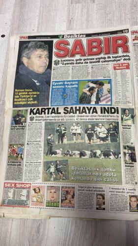 PAS SPOR GAZETESİ - 08 OCAK 2003 - İKİ DİPLOMALI HOCA İŞ ARIYOR - ŞAMPİYON BOKSÖRÜ DOĞANELLİ KURTARDI - GENÇ MİLLİLERİMİZ BELÇİKA'YI GEÇTİ - AMASYASPOR TOPBAŞI YAPTI - RİZESPOR'DA KOMANDO EĞİTİMİ! - YİMPAŞ YOZGAT TRANSFERİ DONDURDU - MALTEPESPOR DA ANTALYA'DA BİLENİYOR - C.DARDANEL YALÇIN'A İMZA ATTIRDI - ERAT MERSİN YOLCUSU - V. MANİSA'DA HAKKI ŞOKU - KAYSERİ 'BARIŞ'A ERDİ! - ALANYASPORLU YÖNETİCİLER İCRALIK - TERİM ÖFKELİ - KARŞIYAKA'DA CAN ÖNURTAL - ESKİŞEHİRSPOR 'BELEK' DEDİ - ÇORLUSPOR BUGÜN DİNLENECEK - AKSARAY'DA İNCE HESAPLAR - ORDU'DA, BODUR BAŞKANLIĞA TALİP - AĞRISPOR KAMPA UMUTLU GİTTİ - ACI FREN - VE BESCHASTNYKH GELİR - BALİÇ - BOLİÇ - SÜLEYMAN ARNAUTOVİC - ELVİR BALİC - OKTAY - YALÇIN - ALİ KALENDER - B.ÖZGÜZELDERE - HAKKI - BARIŞ - SEDAT - HASAN HACIİNCE - BOZTAR NAM - ALİ SASA - CENGİZ AYDOĞAN - EVREN - KEMAL - DOĞAN BUGÜN - COŞKUN DEMİRBAKAN - BODUR - KİNYAR - BESCHASTNYKH - JOHNSON - REVİVO - STEVİC - RAPAİC - WASHINGTON - ORTEGA - PASCAL - HOOIJDONK - TAFFAREL