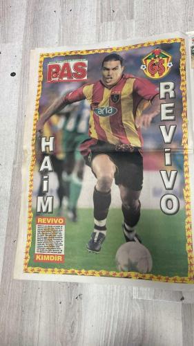 PAS SPOR GAZETESİ - 17 OCAK 2003 - SPOR HERGUN BU GAZETEDE - PAS - KİMDİR PREVIVO - GURURLUYUZ - RAKİPLERİMİZİ YİNE GERİDE BIRAKTIK - REVIVO G.SARAY'A - REVIVO OLAYININ PERDE ARKASI - HESABI SORULUR - WASHIGOL DONUYOR - GÜZELLER GÖZALTINDA - İSTE REVIVO GELİYOR - FLORYA AİLE ÇAY BAHÇESİ - TRABZON F.BAHÇE EFES CUP'TA FİNALDE - FLORYA METİN OKTAY TESİSLERİ - ÇILGINA DÖNDÜ - ARTIK DOST DEĞİLİZ - GEREKİRSE PARA VERİRİM - HAIM REVIVO - MUSTAFA DENİZLİ - ARİA - YILDIRIM - LUKUNKU - GAYRUS - ORTEGA - WASHIGOL - CANAYDIN - SEED CANO - JORGE FELIPE - CHRISTIAN - METİN - ALİ DÜRÜST - MEHMET ŞAHAN - ÖZDEN ÖZBÜLÜN - RAHİM - TANK - DEEGIDE - VOLKAN TUNİK - HÜSEYİN HAMAMCI - HÜSNÜ ÖZKARA - AHMET HAFIZOĞLU - EMRE - HİLAL BAYRAKTAR - VAHE KILIÇARSLAN - İBRAHİM TORAMAN - BEYZA TOKO - MÜSLİM ERSOY - İLHAN MANSIZ - ÖYKÜ TOPAL - CORDOBA - DR. AYHAN OPTUR - SERGEN - YASİN - ZAGO - LUCESCU - ALİ CANSON - TÜMER - TAYFUR - PANCU - NYAL - SER - ZAFER - SYMA - ZANGK - PASCAL NOUMA - AHMET - NİHAT - FATİH AKYEL
