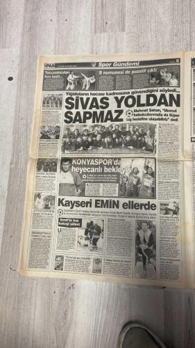 PAS SPOR GAZETESİ - 22 OCAK 2003 - FELIPE ALTERNATİF ÜRETİYORUZ - XAVIER ATAĞI - TAKAS HALA GEÇERLİ - REVIVO DÖNÜYOR - BREZİLYA'YA YAPILAN SON ÇAĞRI - GELİRSE YENİ SÖZLEŞME YAPILACAK - 10 NUMARA KRİZİ - SIEMENS DESTEĞİ - TERİM GARANTİ GÖRDÜ - G.SARAY EN HAZIRI - TEKVANDOCULARI HIRS BASTI - KASTAMONUSPOR SESSİZLİĞİNİ BOZDU - SPOR GÜNDEMİ - B NUMUNESİ DE POZİTİF ÇIKTI - SİVAS YOLDAN SAPMAZ - BU KADRO DA YETER - BEYLERBEYİ'NİN GENÇLERİ GÖZALTINDA - BEKLENTİLER DEĞİŞTİ - VESTEL MANİSA İKİNCİ ETABA BAŞLADI - FELIPE - XAVIER - AHMET METE - REVIVO - TERIM - HAIM REVIVO - MEHMET ŞAHAN - HÜSNÜ ÖZKARA - FUAT - CANAN - CEVAT - EMİN - ALTINOK ÖZ - MUTLU - SARAN - REBROV - SADETTİN SARAN - BESCASNIK - RAS BETIN - CELAL DOĞAN - AYDIN ÖRS - ÖZKAN SÜMER - AURELIO - FERİDUN ÖZDİNÇ - VİERİ - ALİ - TÜMER - AHMET YILDIRIM - MURAT ERDOĞAN - MÜFİT ERKASAP - GÜVEN - VOLKAN - ÜMİT - DAVALA - SUAT USTA - CUVALDIZ - KOBE - BATIGOL - MARADONA - VENUS WILLIAM - ORTEGA - CEYHUN - SEMİH - İSMAİL - TUNCAY
