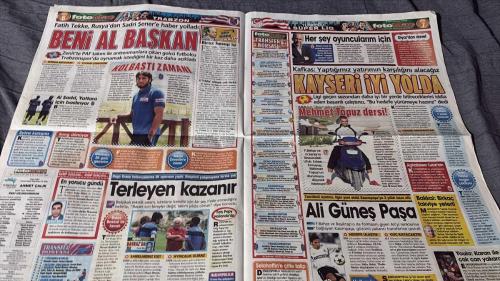 PAS FOTOMAÇ -TURKISH NEWSPAPER - DOĞUM GÜNÜ HEDİYESİ  - TAM TAKIM EKSİKSİZ GAZETE  7 TEMMUZ - 2009 - RÜYA DEĞİL GERÇEK! F.BAHÇE, SÜPER YILDIZI REAL'DEN İSTEDİ - FENER'DEN YÜZYILIN TRANSFER - SON DAKİKA G.SARAY'DA SNEIJDER BOMBASI - TEKKE'DEN ŞENER'E AÇIK ÇAĞRI - HINCAL ULUÇ'LA GÜNDEMİN İÇİNDEN - RIJKAARD AVRUPA'DA BAŞARI İÇİN GETİRİLDİ - KEITA RIBERY KADAR HIZLI - TABATA KARTAL - EVET DEDİM - ROBBEN - BEŞİKTAŞ, QUARESMA İLE GÖRÜŞTÜ - VOLKAN DEMİREL F.BAHÇE'DE KALDI - COLOCCINI HAREKATI - VARGAS DA GELİYOR - TEK BAŞINA MAÇ KAZANDIRIYOR - BİR GÖRÜŞ - FENER'E ABD'Lİ BOMBACI - CİMBOM'A FARK ATTI - KONTRA BAKIŞ - ALMAN AŞKI BAŞKA - YAN ETKİLER - SICAKLAR BUNALTTI - HINCAL ULUÇ - RIJKAARD - SONGDER - HALDUN ÜSTÜNEL - KEITA - RIBERY - TABATA - SELÇUK MANAV - ROBBEN - JANSSEN - VALDANO - COLOCCINI - VARGAS - KAKA - RONALDO - BARIŞ DİNÇ - DAUM - TUNCAY ŞANLI - MEHMET TOPUZ - TUNCAY - VOLKAN DEMİREL - ARAGONES - SANC - BÜLENT UYGUN - MBEMBA - LATE - TAMAS - TADEUST - IBSON - UĞUR BORAL - TELLO -