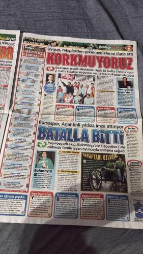 PAS FOTOMAÇ -TURKISH NEWSPAPER - DOĞUM GÜNÜ HEDİYESİ  - TAM TAKIM EKSİKSİZ GAZETE  8 TEMMUZ - 2009 - POSTERLİ DEV SÜPER LİG FİKSTÜRÜ - SÜPER LİG'DE İLK HAFTA PROGRAMI - İŞTE İLK DEVRENİN DERBİ TAKVİMİ - MÜJDE! FOTOMAÇ'TA YARIN FENERBAHÇE'NİN FİKSTÜRLÜ ALBÜMÜ - CUMA GALATASARAY'IN FİKSTÜRLÜ ALBÜMÜ - C.TESİ BEŞİKTAŞ'IN FİKSTÜRLÜ ALBÜMÜ - FİKSTÜR ŞENLİĞİ BAŞLADI - PAZAR TRABZONSPOR UN FİKSTÜRLÜ ALBÜMÜ - P.TESI SİVASSPOR'UN FİKSTÜRLÜ ALBÜMÜ - SALI BURSASPOR'UN FİKSTÜRLÜ ALBÜMÜ - BUGÜN FOTOMAÇ'TA BU MUHTEŞEM HEDİYE - ROBBEN FENER'E - FERRARİ İSTANBUL'DA - BEŞİKTAŞ'TA ŞİMDİ SIRA QUARESMA'DA - ZAPO, KASIMPAŞA'DA - ASLAN MIGUEL HAREKATI - VALDANO - MIGUEL PARDEZA - MATTEO FERRARI - YILDIRIM DEMİRÖREN - QUARESMA - LİNCOLN - MIGUEL - NONDA - JOSİCO - KEZMAN - EMANA - THİERRY - MEHMET YILDIZ - SEBASTİEN THIERRY - POULSEN - ONYEWU - DAUM - ARAGONES - ALEX DE SOUZA - ALEX - ROBERTO CARLOS - HACI ROBERTO CARLOS - UĞUR BORAL - MEHMET TOPUZ - DER HUND'YA - EMRE - KAZIM - DEİVİD - SEMİH - ÖZDEMİR -