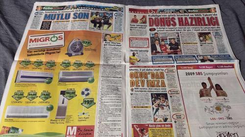 PAS FOTOMAÇ -TURKISH NEWSPAPER - DOĞUM GÜNÜ HEDİYESİ  - TAM TAKIM EKSİKSİZ GAZETE  10 TEMMUZ - 2009 - ARDA RESMEN KAPTAN - GÖKHAN VE KAZIM KOVULDU! - TELLO'DAN SERDAR'A YUMRUK! - FENER'DEN ŞEYTAN ÜÇGENİ RONALDINHO - TRABZON'A SÜPER FRANSIZ ROTHEN - HAMİT AURELİO CIMBOM'A - YILDIRIM: DAUM ÇOK ŞEY İSTİYOR - COLOCCINI DE SON TANGO - POULSEN KAPIYI KAPATTI - TABATA GÜLMECESİ! - İSTEKLERİ ÇOK FAZLA - LUCIO FENER'E PAHALI GELDİ - U-13 FİNALDE - 10 GÜN TAKIYOR - GİRİÇEK'E AMELİYAT - DONÜŞ HAZIRLIGI - ASİST ALEX'TEN GOL DAUM'DAN! - MEMO, 3 YIL DAHA UTAH'TA - OKUR'DAN DEV İMZA - BU YIL 9 MİLYON - AZİZ YILDIRIM - HAMİT ALTINTOP - LUCA TONI - RONALDINHO - GÜİZA - ARDA - GÖKHAN - KAZIM - TELLO - SERDAR - VAN GAAL - ROTHEN - AURELIO - RIJKAARD - HALDUN ÜSTÜNEL - POULSEN - TABATA - İBRAHİM KIZIL - JOSICO - KOCAMAN - DAUM - DEIVID - EDU - SELÇUK YULA - BOROWSKI - LUCIOS - AMELİYAT - GORDAN GİRİÇEK - KULBİLGE - VASSELL - ALİMY - ALEX - OLEMBE - GÖKCEK'E - DOĞAN - PENNANT - MEHMET OKUR -