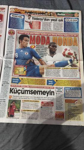 PAS FOTOMAÇ -TURKISH NEWSPAPER - DOĞUM GÜNÜ HEDİYESİ  - TAM TAKIM EKSİKSİZ GAZETE  14 TEMMUZ - 2009 - FORMA ÇOK ÇALIŞANIN - KAMP GÜNLÜĞÜ - POULESEN'İN TAVRI - GADDAR DEDE! - KONTRA BAKIŞ - YÜREK DİLİ - HAMİT'TE ŞAFAK 10 - VAN GAAL 