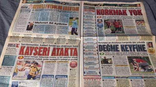 PAS FOTOMAÇ -TURKISH NEWSPAPER - DOĞUM GÜNÜ HEDİYESİ  - TAM TAKIM EKSİKSİZ GAZETE  16 TEMMUZ - 2009 - KAZANACAĞIZ - KAVGACI DEĞİLİM - ARDA'YI İSTİYORUM - AURELIO FENER GERİ DÖNEBİLİR - KULÜP BUL DENİLEN HAMİT FENERBAHÇE YOLUNDA - ADRESİ KADIKÖY - FENER'İN YENİ TUNCAY'I OLUR - GÖZDE MALDONADO - İDMANDA ÇİFTETELLI - CARLOS'A SINAV CEZASI - GURBETÇİLER YORUYOR - ÖZER İLE TOPUZ'A ÖZEL - F.BAHÇE SAO PAULO'LU YILDIZIN PEŞİNDE - HERNANES BOMBASI - KOCAMAN ALIP GELECEK - FENERLİLER MÜJDE HERNANES GELİYOR - F.BAHÇE SEVGİSİ BAŞKA - MALDONADO - DAUM - REBOSIO - CARLOS - ÖZER - TOPUZ - AYKUT KOCAMAN - DENİZ - ALEX - GÖNÜL - ERTUĞRUL KARANLIK - BİLİCA - HALDUN ÜSTÜNEL - RIJKAARD - KEITA - LINCOLN - VAN DER VAART - ADNAN POLAT - YILDIRIM - ARDA - EMRE - LUIS GARCIA - HUGO BROOS - SADRİ ŞENER - BÜLENT UYGUN - DUDU - MEHMET ALİ AYDINLAR - ÖNDER TURACI - CAETANO - SÜLEYMAN HURMA - LJUBOJA - ERDİNÇ - THIERRY FIDJU TUAZAETU SUAT ÖNEN - DIXON - ZEKİ AYAYDIN - SARVAN - SELÇUK DERELI - CÜNEYT ÇAKIR - MUSA