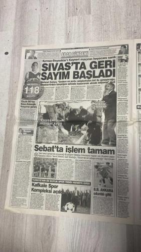 PAS SPOR GAZETESİ - 31 OCAK 2003 -KANU ATAĞI - TAYFUN SAVAŞI - BEŞİKTAŞ VE FENER ATAĞI - KOMEDİ - DELİKANLI ARIEL - ASLAN'A NUIK - BİR DİZİ ÖNLEM ALINDI - YARINLAR F.BAHÇE'NİN - PANCU MÜJDESİ - SIRA BEŞİKTAŞ'TA - FENER BENİM - SAKARYASPOR'A SENDİKA DESTEĞİ - BEYİN TAKIMI HAZIR - GALATASARAY'DA XAVIER RÜZGARI - ALPER'E ÖVGÜ - ÜLKERSPOR DA VIRTUS'U DAĞITTI - LAKERS'TA KOBE ŞOV - BETİ'Yİ BİTİRİN - VE MUTLU SON - EN İYİSİ FATİH TEKKE - MECBUREN SERTAN - AHMET DEMET - TAYFUN KORKUT - FATİH TERİM - HASAN ŞAŞ - ALİ AYDIN - PANCU - AYHAN OPTUR - ORTEGA - SERGEN - NOUMA - BÜŞRA BABAOĞLU - ÜMİT DAVALA - BATISTA - REVIVO - ERGÜN - CİHAN - AYHAN - BERKANT - ABEL XAVIER - ALPER YILMAZ - KOBE - SADETTİN SARAN - VLADIMIR - MÜCAHİT CAN - FATİH TEKKE - SERTAN ESER - HASAN ÖZER - ZİYA DOĞAN - MEHMET ŞAHAN