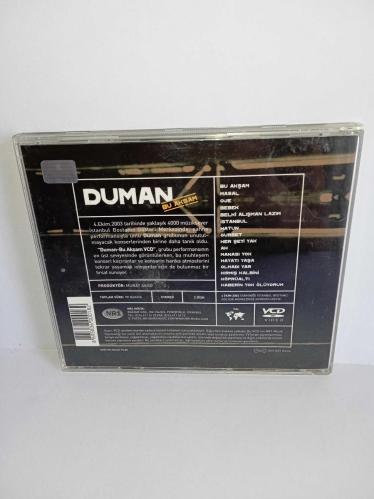 Vcd Duman Bu akşam Konser Cd si. Orijinal. 2 Disk. Diskler 10 üzerinden 9-9.5 sorunsuz çalışıyor. Kartonet tertemiz koleksiyonluk