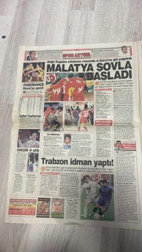 PAS SPOR GAZETESİ - 03 ŞUBAT 2003 - KIRAN KIRANA - KARTALLAR YÜKSEK UÇAR - FATİH AKYEL SAHNEDE - İLHAN MANSIZ'A BÜYÜK PROTESTO - KAZANAN HAKLIDIR - FENER'IN ONURLU FUTBOLU - BEŞİKTAŞ EVİNDE UNVANINI BIRAKMADI - AHMET VURDU UNVAN DURDU - YÖNETİM YERİ GÖĞÜ İNLETTİ - GAKGOS MUTSUZ - ALTAY DERBİ MAÇINA KİLİTLENDİ - DİYARBAKIR ÇALIŞIYOR - TİMSAH BOĞA'YA DİRENEMEDİ: 1-3 - ADANA GALİBİYETLE BAŞLAMAK İSTİYOR - HOROZ AFFETMEDİ - AVRUPA DOPİNGİ - ANTALYA'NIN ÇAY KEYFİ - KAYSERİ SİVAS'A KAYNAK YAPTI - ALİ AYDIN - BÜLENT ÜLGEN - FATİH AKYEL - İLHAN MANSIZ - OKAN - NOUMA - ARIEL ORTEGA - BİROL TURAN - MIRCEA LUCESCU - AHMET DURSUN - SERGEN - CEYHUN ERİŞ - VAN DE PARE - AHMET YILDIRIM - A. EREN - TURGAY DEMİR - AZİZ ÜSTEL - ZAFER - CEVAT - CEM - REBROV - HÜRREM SULTAN - OĞUZ ÇETİN - FATİH - KAAN DOBRA - ABDULLAH - CEM BECEREN - CÜNEYT - SAFFET - ERSEN MARTIN - SİNAN ENGİN - BEDRETTİN AY - ÖNDER WAMOL - MUSTAFA KÜÇÜK - EROL - GÜNER - RAŞİT ÇETİNER - ORHAN KAYNAK - BARIŞ - GÖKHAN - TUFAN - MEHMET