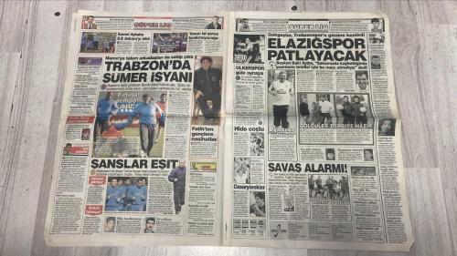 PAS SPOR GAZETESİ - 06 ŞUBAT 2003 - FENER BİR KOYUP ÜÇ ALACAK - GİUNTİ'Lİ KARTAL MİLAN'DAN DAHA İYİ - EKİMDE EVLENİYOR - KUPA HEYECANI - HASAN BİTTİ - 25 MİLYON - RÜŞTÜ HAKETTİ - BANA YANLIŞ YAPTILAR - F.BAHÇE FİLEDE YİNE KAYIP: 1-3 - SİVAS ŞÖLENE HAZIRLANIYOR - PUSUYA YATTI - MARMARİSLİ ERKAN'IN GÖZÜ GOL KRALLIĞINDA - B.KARŞIYAKA'DA GALİBİYET SEVİNCİ - YOZGATSPOR TELAFİ PEŞİNDE - ÇORUMSPOR'DA ALARM VERİLDİ - MEZİTLİSPOR 3 PUANA KİLİTLENDİ - TAVŞANCILSPOR YENİ BAŞTAN - NİŞANTAŞI LİG YOLUNDA - AZİZ YILDIRIM - ARIEL ORTEGA - REBROV - VLADIMIR - GIUNTI - SANI - OKAN BURUK - NOUMA - MENACER CALIENDO - FATİH TERİM - TUNCAY ŞANLI - RÜŞTÜ REÇBER - MONDRAGON - FUAT YAMAN - HİKMET KARAMAN - MİLO DAVALA - MEHMET ALİ SABUNCU - İSMAİL TAVİŞ - ERKAN - İLYAS AKÇAY - FERİDUN ÖZÖZÜN - ALİ SAMİ YEN - MARADONA - REVIRO - HAGİ - BÜLENT KORKMAZ - ORHAN BİZBATAR - FATİH AKYEL - VOLKAN ARSLAN - FABIO PINTO - ARİF ERDEM - LUKONKU - ÜMİT KARAN - HAKAN ÜNSAL - BATISTA - REVIVO - BALİÇ - ÜMİT DAVALA - SUAT USTA