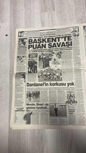 PAS SPOR GAZETESİ - 08 ŞUBAT 2003 - PANCU YENİDEN ÖNLİBERODE - TAYFUR: REKABET OLMASI GÜZEL - BEŞİKTAŞ'IN KAR KORKUSU - UZAKTAN VURUN - NİYAZİ & ZAFER ŞOKE OLDU - MİLLİ KARTAL - SULTAN TÜMER - İBRAHİM İLK KEZ ÇAĞRILDI - SERDAR GÖZÜNÜ FORMAYA DİKTİ - SİNAN & İBRAHİM TRANSFERİ YALAN - KÖRFEZ'E 5 OTOBÜS - LA LAKERS'A YAN BAKILMIYOR - HİNGİS BIRAKIYOR MU - MUTLU SONA ULAŞACAĞIZ - MORAL BOZMAK YOK - BİREYSAL HATALAR BİTECEK - REHAGEL, EROL'A HAYRAN KALDI - ALİ AKDENİZ ŞAŞKIN - SARACOĞLU BAKIMDA - PANCU - H. KÜRÜM - NİHAT KAHVECİ - TAYFUR HAVUTÇU - SİNAN ENGİN - İLHAN MANSIZ - AHMET DURSUN - LUCKESCU - GİUNTİ - NİYAZİ - ZAFER - AHMET YILDIRIM - TÜMER METİN - İBRAHİM ÜZÜLMEZ - VALİ ÇAKIR - SERDAR - KEMAL - OGÜN TEMİZKANOĞLU - KOBE BRYANT - HİNGİS - EROL - OTTO REHAGEL - ALİ AKDENİZ - ARIEL ORTEGA - OĞUZ ÇETİN - KATANEC - AHMET ÇAKAR - TURGAY ŞEREN - ZİYA ŞENGÜL - ARİS - METİN TOKAT - BÜLENT KORKMAZ - FATİH TERİM - ALİ DÜRÜST - BÜLENT DEMİRLEK - KANER - UĞUR - ELMAS - GÜZEL - NESİM