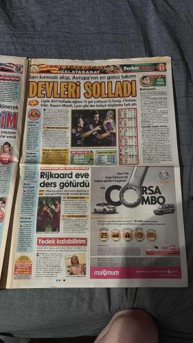 PAS FOTOMAÇ -TURKISH NEWSPAPER - DOĞUM GÜNÜ HEDİYESİ  - TAM TAKIM EKSİKSİZ GAZETE  6 EYLÜL - 2009  -MAÇIN EN HEYECANLI DAKİKALARI - SAVUNMAYA DİKKAT - SONUNA KADAR - ATES PARÇASI - TUNCAY'IN AYAK SESLERİ - ROONEY HIZLI ZORLUYOR - TAM KONSANTRASYON - FINALE KAT KÖŞEYİ DÖN - TÜRKİYE İŞİNİ İYİ BİLİR - ARDA TARİHE GEÇTİ - ARTIK O DA BİR EFSANE - MAÇIN KİLİDİNİ ÇÖZDÜ - ÖNDER'İN İLK RESMİ MİLLİ MAÇI - YENEN GOLLER DÜŞÜNDÜRÜCÜ - HAMİT'TEN FEDAKÂRLIK - EN BÜYÜK ADIM KURALLARI AŞMAKTIR - SERCAN AÇILIŞ YAPTI - TEMPOCU'DA PARA VAR - ZUMBATUR'A DİKKAT - ART ARDA OLSUN - ESTONYA'YI 4'LEDİK SIRA GELDİ BOSNA HERSEK'E - FENERBAHÇE'NİN HÜCUMBOTLARI ALEX VE DOS SANTOS'UN POSTERLİ HAYAT HİKAYESİ SALI GÜNÜ FOTOMAÇ'TA - TİMSAH AVCILARI FRANK RIJKAARD BEŞİKTAŞ'I EZBERLİYOR - - FATİH TERİM - TUNCAY - SERCAN - ARDA - BÜLENT TÜLUN - ROONEY - RÜÜTLİ - ARDA TURAN - SERCAN YILDIRIM - ZEKİ RIZA SPOREL - MUSTAFA ERTAN - OSMAN ARPACIOĞLU - UĞUR TÜTÜNEKER - SERGEN YALÇIN - FATİH TEKKE - ÖNDER - ÖNDER TURACI -