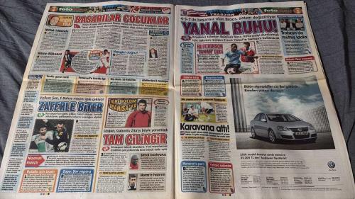 PAS FOTOMAÇ -TURKISH NEWSPAPER - DOĞUM GÜNÜ HEDİYESİ  - TAM TAKIM EKSİKSİZ GAZETE  9 EYLÜL - 2009 -MÜTHİŞ İDDİA! HAMİT G.SARAY'A İMZA ATTI - CARLOS'UN GİTMESİ YILDIRIM'A BAĞLI - ASİL BÜYÜK RUH CESUR - FATİH TERİM'İN ARDA TURAN ÖNDERLİĞİNDEKİ SAVAŞÇILARI, BOSNA HERSEK KAPILARINA DAYANDI - HÜCUM - HUTCHINSON'DAN TRABZON'A 'EVET' - ADNAN POLAT'A TEZGAH KURULDU - LİSECİLER, ADNAN POLAT'A KARŞI ÇOK ÇİRKİN BİR EYLEM GERÇEKLEŞTİRDİ - MAZERET YOK - SAKATLIK, YORGUNLUK DERT DEĞİL. BİZ FENERBAHÇE'YİZ! GİDİP MAÇI KAZANIP GELECEĞİZ... - KORKUMUZ OLMAMALI - FATİH HOCA BAŞARIRSIN - KAZIM OYNAMIYOR - TABATA - ERNTS - HAMİT - CARLOS - YILDIRIM - FERRARİ - FATİH TERİM - ARDA TURAN - BENQUERENCA - ARDA - HUTCHINSON - ADNAN POLAT - YATTARA - SONG - DAUM - TOPUZ - KAZIM - ALEX - GÖKHAN - GÜİZA - RİJKAARD - BROOS - ERSUN YANAL - SELÇUK - VOLKAN ŞEN - FERRUH NAYMAN - BATALLA - ERTUĞRUL SAĞLAM - ZAPO - HÜSEYİN CİMPİR - İBRAHİM ŞANLI - CALE - MBANANGOYE - BÜLENT UYGUN - KAMAMANAN - SEZER BADUR - JACKY MUNAROR