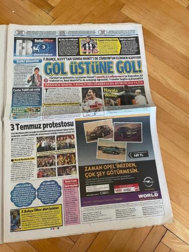 FOTOMAÇ GAZETESİ - 4 TEMMUZ 2012 - AZİZ YILDIRIM'IN TAHLİYESİ İLE BAYRAM YAPAN 25 MİLYON F.BAHÇELİ - TEVEZ - HAMİT ALTINTOP - HUKUKEN ŞAMPİYONUZ - 90'LI YILLARA GERİ DÖNECEĞİZ - ORDU TAARRUZU - BANKO LOS ANGELES - AZİZ YILDIRIM - CARLOS TEVEZ - ALİ KOÇ - NİHAT ÖZDEMİR - FERİT ŞAHENK - VOLKAN DEMİREL - AYKUT KOCAMAN - MEHMET TOPAL - SALİH UÇAN - HASAN ALİ KALDIRIM - DİRK KUYT - ALEX DE SOUZA - CRİSTİAN BARONİ - MEHMET TOPUZ - EMRE BELÖZOĞLU - MEHMET EKİNCİ - ŞÜKRÜ ÖZSOY - LUİGİ MASTRANGELO - MALİK HAİRSTON - DAVİD ANDERSEN - D'OR FİSCHER - SİMONE PİANİGİANİ - HAMİT ALTINTOP - ÜNAL AYSAL - FATİH TERİM - DİMİTAR BERBATOV - ALEX FERGUSON - BURAK YILMAZ - NECATİ ATEŞ - SEMİH KAYA - FELİPE MELO - DANY NOUNKEU - UMUT BULUT - SERVET ÇETİN - AYDIN YILMAZ - PEDRO - GHEORGHE HAGİ - HASAN ŞAŞ - EMRE ÇOLAK - CEYHUN GÜLSELAM - ÜMİT DAVALA - FİKRET ORMAN - SAMET AYBABA - FERNANDES - ALMEİDA - UĞUR BORAL - METİN TEKİN - ALİ GÜLTİKEN - FEYYAZ UÇAR - RİCARDO QUARESMA - ATIF KEÇECİ - MUHAMMED DEMİRCİ