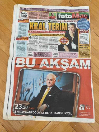 FOTOMAÇ GAZETESİ - 4 TEMMUZ 2012 - AZİZ YILDIRIM'IN TAHLİYESİ İLE BAYRAM YAPAN 25 MİLYON F.BAHÇELİ - TEVEZ - HAMİT ALTINTOP - HUKUKEN ŞAMPİYONUZ - 90'LI YILLARA GERİ DÖNECEĞİZ - ORDU TAARRUZU - BANKO LOS ANGELES - AZİZ YILDIRIM - CARLOS TEVEZ - ALİ KOÇ - NİHAT ÖZDEMİR - FERİT ŞAHENK - VOLKAN DEMİREL - AYKUT KOCAMAN - MEHMET TOPAL - SALİH UÇAN - HASAN ALİ KALDIRIM - DİRK KUYT - ALEX DE SOUZA - CRİSTİAN BARONİ - MEHMET TOPUZ - EMRE BELÖZOĞLU - MEHMET EKİNCİ - ŞÜKRÜ ÖZSOY - LUİGİ MASTRANGELO - MALİK HAİRSTON - DAVİD ANDERSEN - D'OR FİSCHER - SİMONE PİANİGİANİ - HAMİT ALTINTOP - ÜNAL AYSAL - FATİH TERİM - DİMİTAR BERBATOV - ALEX FERGUSON - BURAK YILMAZ - NECATİ ATEŞ - SEMİH KAYA - FELİPE MELO - DANY NOUNKEU - UMUT BULUT - SERVET ÇETİN - AYDIN YILMAZ - PEDRO - GHEORGHE HAGİ - HASAN ŞAŞ - EMRE ÇOLAK - CEYHUN GÜLSELAM - ÜMİT DAVALA - FİKRET ORMAN - SAMET AYBABA - FERNANDES - ALMEİDA - UĞUR BORAL - METİN TEKİN - ALİ GÜLTİKEN - FEYYAZ UÇAR - RİCARDO QUARESMA - ATIF KEÇECİ - MUHAMMED DEMİRCİ