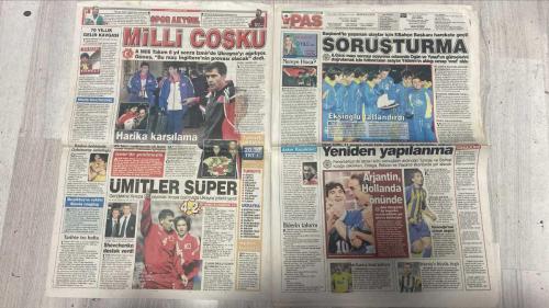 PAS SPOR GAZETESİ - 12 ŞUBAT 2003 - SİVASSPOR SAHLANACAK - KAYSERİ YARA SARACAK - İSTANBUL AŞIĞI ECCLESTONE - PILOTLAR ARTIK DİNLENECEK - HOLLANDALI VERSTAPPEN’LE ANLAŞMA İMZALADI - BAR ÇOK İDDİALI - MONTOYA’NIN ÇOCUK SEVGİSİ - FİORANO’DA EFSANE ŞOV - ARTIK BAŞARI ZAMANI GELDİ - COULTHARD EKİM’DE DÜNYAEVİNE GİRİYOR - RAİKKONEN’E DESTEK - RALF UMUDUNU KAYBETMİYOR - ANKETLERDE EN ÇOK OYU PORTEKİZLİ ALIYOR - GO HOME ORTEGA - ARKANDAYIZ İMPARATOR - ARTIK JÜBİLE YAPSINLAR - ACI GERÇEK - MEHMET ŞAHAN - REHA KAPSAL - TAMARA - ECCLESTONE - BURTI - MASSA - VERSTAPPEN - JACQUES VILLENEUVE - JANSON BUTTON - JUAN PABLO MONTOYA - SCHUMACHER - COULTHARD - KIMI RAIKKONEN - JENNI DAHLMAN - RALF - ORTEGA - REVIVO - POPESCU - SUAT USTA - TERIM - LUKUNKU - ARIF - XAVIER - VOLKAN ARSLAN - AYKUT - ÜMİT KARAN - BATISTA - PASCAL NOUMA - TOLGA - ZAFER - AHMET - LUCE - İLHAN - CEM DALMAZ - AZİZ YILDIRIM - SADETTİN SARAN - OĞUZ ÇETİN - RAPAIC - MILOS MILUTINOVIC - GÜNEŞ - SHEVCHENKO - MUSTAFA KÜÇÜK - OGÜN
