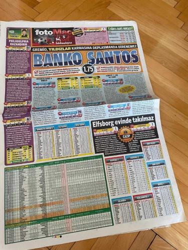 FOTOMAÇ GAZETESİ - 8 TEMMUZ 2012 - TERİM ROBBEN'İ İSTEDİ - HAMİT'TE TOP REAL'DE - KARTAL VİTES KÜÇÜLTMEZ - BURAK İÇİN TEK ŞART - TAKIMDA IŞIĞI GÖRDÜM - YILDIZLARA ŞUT - İSPANYA MODELİ - BANKO SANTOS - FATİH TERİM - ÜNAL AYSAL - ARJEN ROBBEN - HAMİT ALTINTOP - AZİZ YILDIRIM - AYKUT KOCAMAN - ŞENOL GÜNEŞ - SADRİ ŞENER - SAMET AYBABA - AHMET NUR ÇEBİ - BURAK YILMAZ - SERCAN YILDIRIM - QUARESMA - SİMAO - ERNST - HOLOSKO - SİVOK - EGEMEN KORKMAZ - MOUSSA SOW - MİROSLAV STOCH - RECEP NİYAZ - SALİH UÇAN - MEHMET TOPUZ - SEMİH ŞENTÜRK - GÖKHAN GÖNÜL - HASAN ALİ KALDIRIM - HENRİ BİENVENU - VOLKAN DEMİREL - MERT GÜNOK - TUNCAY ŞANLI - LASSANA DİARRA - ALBERTO AQUİLANİ - TİNO COSTA - İBRAHİM TORAMAN - FERNANDES - OĞUZHAN ÖZYAKUP - OLCAY ŞAHAN - JOHN HEİTİNGA - UĞUR BORAL - OSPİNA - FIRAT KOCAOĞLU - ONUR GÜNEY - CEM SULTAN - MERVAN ÇELİK - ALPASLAN ERDEM - BİLİCA - MİCHEL BASTOS - NORDİN AMRABAT - ASSAİDİ - MURATCAN GÜNER - TURGAY DEMİR - EMRE BOL - OĞUR YÖRÜK - RAŞİT ATEŞ - ÇAĞDAŞ SEVİNÇ - İSMET