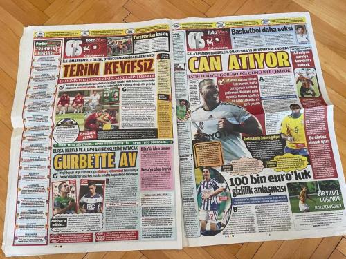 FOTOMAÇ GAZETESİ - 8 TEMMUZ 2012 - TERİM ROBBEN'İ İSTEDİ - HAMİT'TE TOP REAL'DE - KARTAL VİTES KÜÇÜLTMEZ - BURAK İÇİN TEK ŞART - TAKIMDA IŞIĞI GÖRDÜM - YILDIZLARA ŞUT - İSPANYA MODELİ - BANKO SANTOS - FATİH TERİM - ÜNAL AYSAL - ARJEN ROBBEN - HAMİT ALTINTOP - AZİZ YILDIRIM - AYKUT KOCAMAN - ŞENOL GÜNEŞ - SADRİ ŞENER - SAMET AYBABA - AHMET NUR ÇEBİ - BURAK YILMAZ - SERCAN YILDIRIM - QUARESMA - SİMAO - ERNST - HOLOSKO - SİVOK - EGEMEN KORKMAZ - MOUSSA SOW - MİROSLAV STOCH - RECEP NİYAZ - SALİH UÇAN - MEHMET TOPUZ - SEMİH ŞENTÜRK - GÖKHAN GÖNÜL - HASAN ALİ KALDIRIM - HENRİ BİENVENU - VOLKAN DEMİREL - MERT GÜNOK - TUNCAY ŞANLI - LASSANA DİARRA - ALBERTO AQUİLANİ - TİNO COSTA - İBRAHİM TORAMAN - FERNANDES - OĞUZHAN ÖZYAKUP - OLCAY ŞAHAN - JOHN HEİTİNGA - UĞUR BORAL - OSPİNA - FIRAT KOCAOĞLU - ONUR GÜNEY - CEM SULTAN - MERVAN ÇELİK - ALPASLAN ERDEM - BİLİCA - MİCHEL BASTOS - NORDİN AMRABAT - ASSAİDİ - MURATCAN GÜNER - TURGAY DEMİR - EMRE BOL - OĞUR YÖRÜK - RAŞİT ATEŞ - ÇAĞDAŞ SEVİNÇ - İSMET