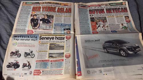 PAS FOTOMAÇ -TURKISH NEWSPAPER - DOĞUM GÜNÜ HEDİYESİ  - TAM TAKIM EKSİKSİZ GAZETE  12 EYLÜL - 2009 -TAKLAMI ATARIM - RIJKAARD, BEŞİKTAŞ SAVUNMASINI YAN TOPLARLA AŞACAK - KANATTAN DELECEK - BORCUNU ÖDE NONDA! - ŞİMDİ ESNAF DESTEK KREDİSİ %0,99* FAİZLE - DERBİ 21.00'DE BAŞLAYACAK! - İPLER ARDA'DA - 3 PUANA KİLİTLENDİK - NOBRE'YE KİLİT - G.SARAY-BEŞİKTAŞ DERBİSİ ZEKA SAVAŞINA SAHNE OLACAK - AKIL OYUNU - TOPUZ: TÜM KUPALARI ALACAĞIZ - TRABZON İÇİN GALİBİYET VAKTİ - ŞOK! EMRE'DEN 'FUTBOLU BIRAKIRIM' TEHDİDİ - SÖZÜ BİLE OLMAZ - PARAYA BAKMA - DAUM ÜZÜLECEK - ALKIŞLAR ÇARŞI'YA - BİRİ ELMA, BİRİ ARMUT - BAROS BOŞLUK BULAMAZ - BÜLENT YILDIRIM DİKKAT! - BİZ ZORU SEVERİZ - İFTARDA BULUŞMA - KEİTA - ADNAN POLAT - ZAFER ERTEM - RİJKAARD - SABRİ - KEİTA&SABRİ - KEWELL - HAKAN - TOPAL - SARP - NONDA - FRANCO - ARDA - ELANO - ARDA TURAN - SERVET ÇETİN - EMRE AŞIK - MERT NOBRE - NOBRE - MUSTAFA SARP - ÇAĞDAŞ SEVİNÇ - BARIŞ ERTÜL - ALİ ERİM - FRANK RİJKAARD - MUSTAFA DENİZLİ - NİHAT - HOLASKO -