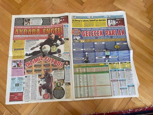 FOTOMAÇ GAZETESİ - 11 TEMMUZ 2012 - HAMİT G.SARAY'DA - CİMBOM'DAN FENERBAHÇE'YE SON DAKİKA GOLÜ - FENER'DEN AQUİLANI ÇIKARMASI - STOCH: NE AYRILMASI - BEŞİKTAŞ'TA KALECİ BİLMECE - OSPINA VEYA MCGREGOR - AYBABA ENGELİ - DİLİMİZ FUTBOL - FIRTINA'DA HEDEF TUNCAY - TEGELEN'DE KAHKAHA SESLERİ - SOTA'NIN AKLI TRANSFERDE - BEN BİR ASKERİM - ARTIK ŞARTLAR EŞİT - ROTA YENİDEN AQUİLANI - G.SARAY'A SİTEM, İNÖNÜ'YE DEVAM - ÜNAL AYSAL - ALİ YILDIRIM - ÖMER TEMELLİ - REZA FEZALI - HASAN ÇETİNKAYA - ÜMİT DAVALA - ABDÜRRAHIM ALBAYRAK - FATİH TERİM - AYKUT KOCAMAN - ŞENOL GÜNEŞ - SAMET AYBABA - ŞOTA ARVELADZE - FİKRET ORMAN - RECEP MAMUR - SELÇUK YULA - EMRE BOL - TURGAY DEMİR - CEVAT KOL - HAMİT ALTINTOP - DİRK KUYT - OSCAR DOS SANTOS - TUNCAY ŞANLI - BURAK YILMAZ - ALBERTO AQUILANI - MIROSLAV STOCH - ALLAN MCGREGOR - DAVID OSPINA - FERNANDES - ALEX DE SOUZA - EGEMEN KORKMAZ - MEHMET TOPAL - VOLKAN DEMİREL - GÖKHAN GÖNÜL - CRISTIAN BARONI - NECATİ ATEŞ - MILAN BAROS - HARRY KEWELL - IBRAHIM AFELLAY