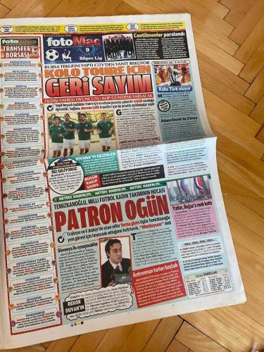FOTOMAÇ GAZETESİ - 14 TEMMUZ 2012 - BU DA FENERBAHÇE'NİN BOMBASI: VAN DER VAART - ÖLSEM DE YEMEM - ŞENER KAÇTI - KOLO TOURE İÇİN GERİ SAYIM - KİMSEDEN KORKUM YOK - OSPİNA SERBEST - BURAK YILMAZ'A 5 MİLYON EURO ÖDENDİ - PATRON OGÜN - AHMET ÇALIK - HAKAN EROL - SAVAŞ ÇORLU - SÜLEYMAN YILMAZ - SERKAN YETMİŞOĞLU - CENGİZ TOKGÖZ - AYKUT KOCAMAN - SAMET AYBABA - ŞENOL GÜNEŞ - FATİH TERİM - ERTUĞRUL SAĞLAM - SADRİ ŞENER - ÜNAL AYSAL - ABDURRAHİM ALBAYRAK - ÜMİT DAVALA - OGÜN TEMİZKANOĞLU - VİLLAS-BOAS - TORSTEN FİNK - SÜLEYMAN HURMA - NEVZAT ŞAKAR - OĞUZ ÇETİN - ERMAN KUNTER - MOUSSA SOW - ALEX DE SOUZA - DİRK KUYT - MEHMET TOPAL - EGEMEN KORKMAZ - HASAN ALİ KALDIRIM - JOSEPH YOBO - SELÇUK ŞAHİN - SALİH UÇAN - UFUK CEYLAN - HAMİT ALTINTOP - BURAK YILMAZ - NORDİN AMRABAT - DANY NOUNKEU - UMUT BULUT - FERNANDO MUSLERA - FİLİP HOLOSKO - DAVID OSPİNA - GİRAY KAÇAR - ADRİAN MİERZEJEWSKİ - MAREK SAPARA - PAULO HENRİQUE - ZOKORA - BAMBA - TOLGA ZENGİN - RAFAEL VAN DER VAART - KOLO TOURE - MATİAS SUA