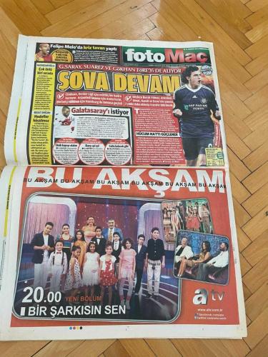 FOTOMAÇ GAZETESİ - 14 TEMMUZ 2012 - BU DA FENERBAHÇE'NİN BOMBASI: VAN DER VAART - ÖLSEM DE YEMEM - ŞENER KAÇTI - KOLO TOURE İÇİN GERİ SAYIM - KİMSEDEN KORKUM YOK - OSPİNA SERBEST - BURAK YILMAZ'A 5 MİLYON EURO ÖDENDİ - PATRON OGÜN - AHMET ÇALIK - HAKAN EROL - SAVAŞ ÇORLU - SÜLEYMAN YILMAZ - SERKAN YETMİŞOĞLU - CENGİZ TOKGÖZ - AYKUT KOCAMAN - SAMET AYBABA - ŞENOL GÜNEŞ - FATİH TERİM - ERTUĞRUL SAĞLAM - SADRİ ŞENER - ÜNAL AYSAL - ABDURRAHİM ALBAYRAK - ÜMİT DAVALA - OGÜN TEMİZKANOĞLU - VİLLAS-BOAS - TORSTEN FİNK - SÜLEYMAN HURMA - NEVZAT ŞAKAR - OĞUZ ÇETİN - ERMAN KUNTER - MOUSSA SOW - ALEX DE SOUZA - DİRK KUYT - MEHMET TOPAL - EGEMEN KORKMAZ - HASAN ALİ KALDIRIM - JOSEPH YOBO - SELÇUK ŞAHİN - SALİH UÇAN - UFUK CEYLAN - HAMİT ALTINTOP - BURAK YILMAZ - NORDİN AMRABAT - DANY NOUNKEU - UMUT BULUT - FERNANDO MUSLERA - FİLİP HOLOSKO - DAVID OSPİNA - GİRAY KAÇAR - ADRİAN MİERZEJEWSKİ - MAREK SAPARA - PAULO HENRİQUE - ZOKORA - BAMBA - TOLGA ZENGİN - RAFAEL VAN DER VAART - KOLO TOURE - MATİAS SUA
