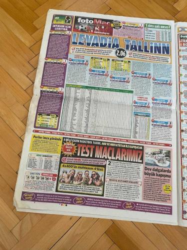 FOTOMAÇ GAZETESİ - 19 TEMMUZ 2012 - AZİZ YILDIRIM'IN ÇILGIN PLANI FENER'E ÖZGÜRLÜK HEDİYESİ SNEİJDER - GALATASARAY'DA YENİ FORMA AVRUPA KOLLA KENDİNİ - GEMİYİ KAPTAN KURTARDI - BURAK RESMEN BİTTİ - DEFANSIN SİGORTASI ESCUDE - N'DOYE ÇIKMAZI - TEST MAÇLARIMIZ - AZİZ YILDIRIM - ALİ KOÇ - FERİT ŞAHENK - ÜNAL AYSAL - FİKRET ORMAN - SADRİ ŞENER - NEVZAT ŞAKAR - HAKAN KULAÇOĞLU - NORMAN VAN HOLSBEECK - BÜLENT TULUN - BRUNO SANTİN - JOSE RODRIGUEZ BASTER - FATİH TERİM - AYKUT KOCAMAN - FELİX MAGATH - HECTOR CUPER - CEYHUN YILDIZOĞLU - MURAT BÖLÜKBAŞI - MUSTAFA BOZBAĞ - WESLEY SNEİJDER - DİRK KUYT - DİEGO - BURAK YILMAZ - MATİAS SUAREZ - ORTEGA - VAN HOOIJDONK - ANELKA - ROBERTO CARLOS - ALEX DE SOUZA - CRİSTİAN BARONİ - MEHMET TOPAL - SALİH UÇAN - EMRE BELÖZOĞLU - RİCARDO QUARESMA - MANUEL FERNANDES - HUGO ALMEİDA - JULİEN ESCUDE - YASİN ÖZTEKİN - MUHAMMET DEMİR - BAMBA - N'DOYE - YAYA TOURE - BENJAMİN FUCHS - FERNANDO TORRES - IBRAHIM AFELLAY - FELİPE MELO - ARMERO - CARLİNHOS - CRİSTİAN
