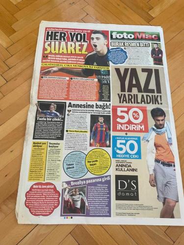FOTOMAÇ GAZETESİ - 19 TEMMUZ 2012 - AZİZ YILDIRIM'IN ÇILGIN PLANI FENER'E ÖZGÜRLÜK HEDİYESİ SNEİJDER - GALATASARAY'DA YENİ FORMA AVRUPA KOLLA KENDİNİ - GEMİYİ KAPTAN KURTARDI - BURAK RESMEN BİTTİ - DEFANSIN SİGORTASI ESCUDE - N'DOYE ÇIKMAZI - TEST MAÇLARIMIZ - AZİZ YILDIRIM - ALİ KOÇ - FERİT ŞAHENK - ÜNAL AYSAL - FİKRET ORMAN - SADRİ ŞENER - NEVZAT ŞAKAR - HAKAN KULAÇOĞLU - NORMAN VAN HOLSBEECK - BÜLENT TULUN - BRUNO SANTİN - JOSE RODRIGUEZ BASTER - FATİH TERİM - AYKUT KOCAMAN - FELİX MAGATH - HECTOR CUPER - CEYHUN YILDIZOĞLU - MURAT BÖLÜKBAŞI - MUSTAFA BOZBAĞ - WESLEY SNEİJDER - DİRK KUYT - DİEGO - BURAK YILMAZ - MATİAS SUAREZ - ORTEGA - VAN HOOIJDONK - ANELKA - ROBERTO CARLOS - ALEX DE SOUZA - CRİSTİAN BARONİ - MEHMET TOPAL - SALİH UÇAN - EMRE BELÖZOĞLU - RİCARDO QUARESMA - MANUEL FERNANDES - HUGO ALMEİDA - JULİEN ESCUDE - YASİN ÖZTEKİN - MUHAMMET DEMİR - BAMBA - N'DOYE - YAYA TOURE - BENJAMİN FUCHS - FERNANDO TORRES - IBRAHIM AFELLAY - FELİPE MELO - ARMERO - CARLİNHOS - CRİSTİAN