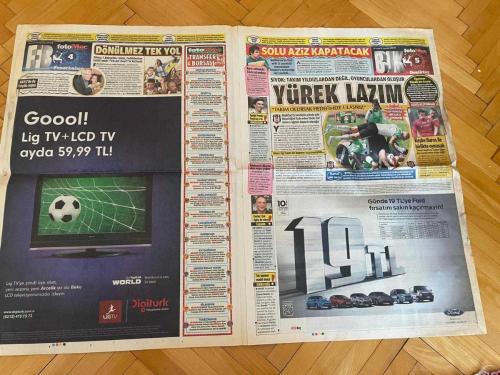 FOTOMAÇ GAZETESİ - 20 TEMMUZ 2012 - FENER, UEFA LİSTESİNDE - FENER'E DEV PANZER STEFAN KİESSLİNG - OSPİNA KARTAL OLUYOR - HOŞBULDUK İMPARATOR'UN YILMAZ SAVAŞÇISI OLMAYA GELDİM - YENİ CEPHE AÇILDI - CEZA YOK - BURAK YILMAZ ASLAN OLDU - AMRAVAT G.SARAY'DA - HZ. ÖMER - AZİZ YILDIRIM - ALİ KOÇ - AYKUT KOCAMAN - STEFAN KİESSLİNG - DİRK KUYT - BİENVENU - MİS SOW - QUARESMA - FİKRET ORMAN - OSPİNA - BURAK YILMAZ - FATİH TERİM - ŞENOL GÜNEŞ - N'DOYE - TUNCAY BEKİROĞLU - SERDAR TAŞÇI - LUTFI ARIBOĞAN - SELÇUK YULA - MURAT ÖZAY - MEHMET TOPAL - NECATİ ATEŞ - İLHAN HELVACI - GÖKHAN GÖNÜL - CANER ERKİN - EGEMEN KORKMAZ - ROLANDO - BJELİCA - YOBO - MERT GÜNLOK - HASAN ACAR - HAKAN DİLEK - HAMİT ALTINTOP - UJFALUSİ - ARDA TURAN - AKYÜZ - FELİPE MELO - NORDİN AMRABAT - HARRY LULOFS - OUSMANA ASSAİDİ - RİJKAARD - DANY - UMUT BULUT - SELÇUK İNAN - HAKAN ŞÜKÜR - MURAT ÖKTEM - CEYHUN YILDIZOĞLU - ERDAL SEZEK - GÜRCAN BİLGİÇ - ORHAN ZEKİ AK - EMANUEL EMENİKE - VEDAT OKYAR - SİVOK - CLEMENT BİELİCA - DİEGO