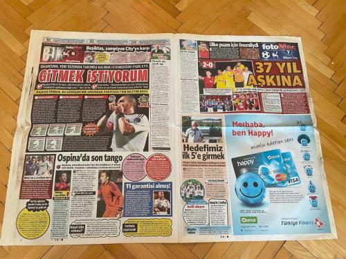 FOTOMAÇ GAZETESİ - 20 TEMMUZ 2012 - FENER, UEFA LİSTESİNDE - FENER'E DEV PANZER STEFAN KİESSLİNG - OSPİNA KARTAL OLUYOR - HOŞBULDUK İMPARATOR'UN YILMAZ SAVAŞÇISI OLMAYA GELDİM - YENİ CEPHE AÇILDI - CEZA YOK - BURAK YILMAZ ASLAN OLDU - AMRAVAT G.SARAY'DA - HZ. ÖMER - AZİZ YILDIRIM - ALİ KOÇ - AYKUT KOCAMAN - STEFAN KİESSLİNG - DİRK KUYT - BİENVENU - MİS SOW - QUARESMA - FİKRET ORMAN - OSPİNA - BURAK YILMAZ - FATİH TERİM - ŞENOL GÜNEŞ - N'DOYE - TUNCAY BEKİROĞLU - SERDAR TAŞÇI - LUTFI ARIBOĞAN - SELÇUK YULA - MURAT ÖZAY - MEHMET TOPAL - NECATİ ATEŞ - İLHAN HELVACI - GÖKHAN GÖNÜL - CANER ERKİN - EGEMEN KORKMAZ - ROLANDO - BJELİCA - YOBO - MERT GÜNLOK - HASAN ACAR - HAKAN DİLEK - HAMİT ALTINTOP - UJFALUSİ - ARDA TURAN - AKYÜZ - FELİPE MELO - NORDİN AMRABAT - HARRY LULOFS - OUSMANA ASSAİDİ - RİJKAARD - DANY - UMUT BULUT - SELÇUK İNAN - HAKAN ŞÜKÜR - MURAT ÖKTEM - CEYHUN YILDIZOĞLU - ERDAL SEZEK - GÜRCAN BİLGİÇ - ORHAN ZEKİ AK - EMANUEL EMENİKE - VEDAT OKYAR - SİVOK - CLEMENT BİELİCA - DİEGO