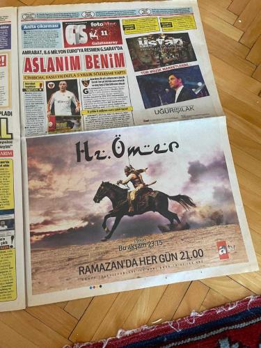 FOTOMAÇ GAZETESİ - 20 TEMMUZ 2012 - FENER, UEFA LİSTESİNDE - FENER'E DEV PANZER STEFAN KİESSLİNG - OSPİNA KARTAL OLUYOR - HOŞBULDUK İMPARATOR'UN YILMAZ SAVAŞÇISI OLMAYA GELDİM - YENİ CEPHE AÇILDI - CEZA YOK - BURAK YILMAZ ASLAN OLDU - AMRAVAT G.SARAY'DA - HZ. ÖMER - AZİZ YILDIRIM - ALİ KOÇ - AYKUT KOCAMAN - STEFAN KİESSLİNG - DİRK KUYT - BİENVENU - MİS SOW - QUARESMA - FİKRET ORMAN - OSPİNA - BURAK YILMAZ - FATİH TERİM - ŞENOL GÜNEŞ - N'DOYE - TUNCAY BEKİROĞLU - SERDAR TAŞÇI - LUTFI ARIBOĞAN - SELÇUK YULA - MURAT ÖZAY - MEHMET TOPAL - NECATİ ATEŞ - İLHAN HELVACI - GÖKHAN GÖNÜL - CANER ERKİN - EGEMEN KORKMAZ - ROLANDO - BJELİCA - YOBO - MERT GÜNLOK - HASAN ACAR - HAKAN DİLEK - HAMİT ALTINTOP - UJFALUSİ - ARDA TURAN - AKYÜZ - FELİPE MELO - NORDİN AMRABAT - HARRY LULOFS - OUSMANA ASSAİDİ - RİJKAARD - DANY - UMUT BULUT - SELÇUK İNAN - HAKAN ŞÜKÜR - MURAT ÖKTEM - CEYHUN YILDIZOĞLU - ERDAL SEZEK - GÜRCAN BİLGİÇ - ORHAN ZEKİ AK - EMANUEL EMENİKE - VEDAT OKYAR - SİVOK - CLEMENT BİELİCA - DİEGO