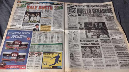 PAS FOTOMAÇ -TURKISH NEWSPAPER - DOĞUM GÜNÜ HEDİYESİ  - TAM TAKIM EKSİKSİZ GAZETE  14 EYLÜL - 2009 -İDDAA'DA FOTOMAÇ DEVRİMİ İLE İDDAA DÜNYASI SARSILACAK - SANIN FOTOMAÇ'TAN AYRILMAVINE - FENERO NUMARA - FENEBAHÇE, BURSASPOR'U DEPLASMANDA YENEREK 5'TE 5 YAPTI: 1-0 - CEHENNEMİ GÖR FERGUSON MUTLU - SİLAHLAR KURUSIKI - LIDER G.SARAY'IN 9 PUAN GERİSİNDE KALAN KARTAL'DA EN BÜYÜK SIKINTI FORVETLERİN GOL YOLLARINDA ETKİSİZ OLMASI - FINK-HOLOSKO-TELLO ATTI - BOBO-NOBRE SUSKUN - KOYO TABLO - BEŞİKTAŞ KATLEDİLDİ - 10 NUMARA BOL GELDİ - ETKİLEYİCİ TASARIM EĞLENCE DİZÜSTÜ BİLGİSAYARI GELİŞMİŞ TASARIMI DİJİTAL EĞLENCE İLE BİRLEŞTİRİYOR - TAHTI SALLANIYOR - SORUMLU DENİZLİ'DİR - SERDAR'A TERAPİ - YENİLGİ DOĞALDIR EGEMEN KARMA - ALEX - DENİZ ÇOBAN - MUSTAFA DENİZLİ - FERGUSON - FINK - HOLOSKO - TELLO - BOBO - NOBRE - NİHAT - SERDAR ÖZKAN - TABATA - RIO - ÇALIK - AHMET - ZEKİ - UZUNDURUKAN - SHANINTAS - CAN - COSKUN - YAVUZ - DOGAN - CARSLAN - TTAZICHOOL - SERDAR - KORKUT GÖZE - SENGENT YALDIN - KEİTA