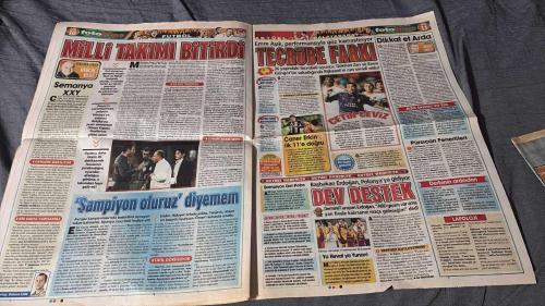 PAS FOTOMAÇ -TURKISH NEWSPAPER - DOĞUM GÜNÜ HEDİYESİ  - TAM TAKIM EKSİKSİZ GAZETE  16 EYLÜL - 2009 -MÜTHİŞ İDDİA! HAMİT G.SARAY'A İMZA ATTI - CARLOS'UN GİTMESİ YILDIRIM'A BAĞLI - ASİL BÜYÜK RUH CESUR - FATİH TERİM'İN ARDA TURAN ÖNDERLİĞİNDEKİ SAVAŞÇILARI, BOSNA HERSEK KAPILARINA DAYANDI - HÜCUM - HUTCHINSON'DAN TRABZON'A 'EVET' - ADNAN POLAT'A TEZGAH KURULDU - LİSECİLER, ADNAN POLAT'A KARŞI ÇOK ÇİRKİN BİR EYLEM GERÇEKLEŞTİRDİ - MAZERET YOK - TABATA - ERNTS - HAMİT - CARLOS - YILDIRIM - FERRARİ - FATİH TERİM - ARDA TURAN - BENQUERENCA - ARDA - HUTCHINSON - ADNAN POLAT - YATTARA - SONG - DAUM - TOPUZ - KAZIM - ALEX - GÖKHAN - GÜİZA - RİJKAARD - BROOS - ERSUN YANAL - SELÇUK - VOLKAN ŞEN - FERRUH NAYMAN - BATALLA - ERTUĞRUL SAĞLAM - ZAPO - HÜSEYİN CİMPİR - İBRAHİM ŞANLI - CALE - MBANANGOYE - BÜLENT UYGUN - KAMAMANAN - SEZER BADUR - JACKY MUNAROR - HAYRETTİN HACISALİHOĞLU - ÜNAL KARAMAN - METİN DİYADİN - SELÇUK İNAN - SERKAN - TUNCAY - GÖKHAN ZAN - SERVET - HAKAN - SABRİ - TAŞIOĞLU -